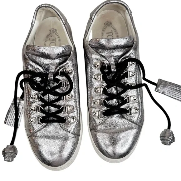 TOD’S Sportivo Metallic Leather Sneakers SZ 38 Fringe Silver Shoes